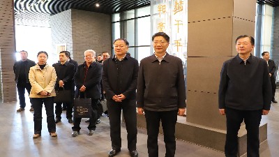 泰安市政協(xié)蒞臨公司開展"強(qiáng)化品牌建設(shè)?推動(dòng)老字號(hào)創(chuàng)新發(fā)展"專題調(diào)研